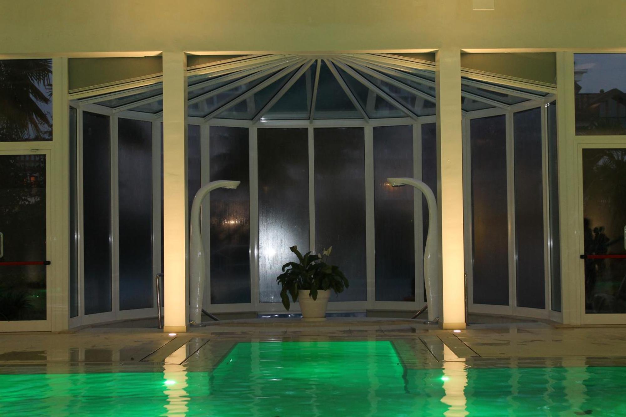 Hotel Universal Terme Abano Terme Kültér fotó